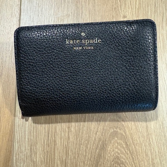 Kate Spade black leather wallet - Picture 1 of 4